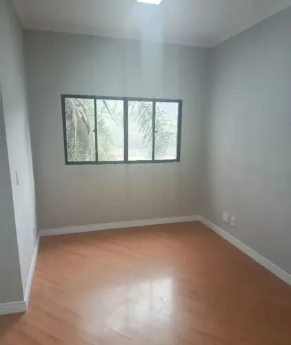 Apartamento para venda tem 48 metros quadrados com 2 quartos Vila das Palmeiras I