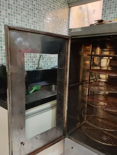 FORNO A GAS INDUSTRIAL PARA GALETOS E VARIOS ASSADOS