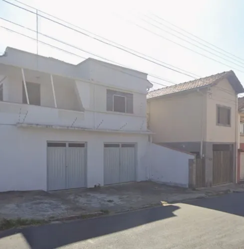 Vendo 3 casas Jardim Noronha