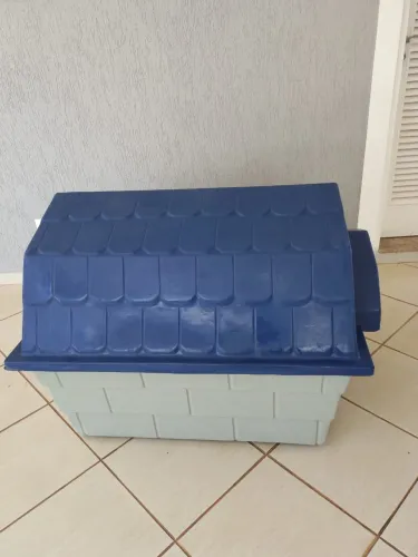 Casinha de Cachorro Dog Land Plástica - Quase Nova
