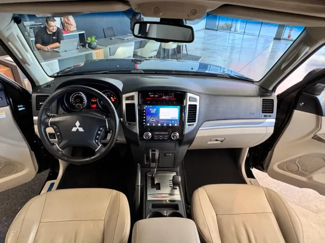 Mitsubishi Pajero HPE Full 3.2 4X4 T.i.dies. 5P AUT 2018