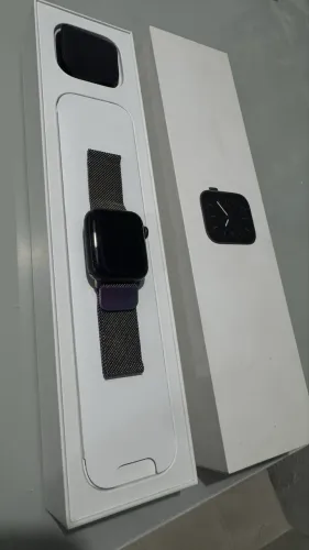 Apple Watch 5 - 40MM