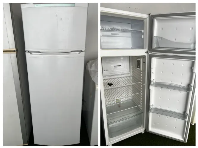 Geladeira cônsul DeFrost