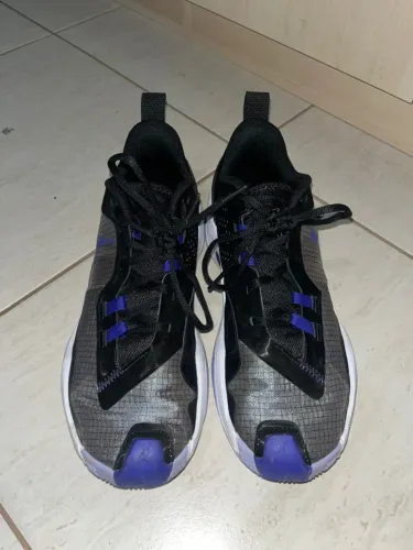 Tênis Nike Jordan Original (Preto e Roxo) - Tamanho 40