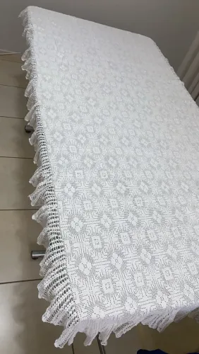 Toalha branca no crochê mesa de jantar , impecável!