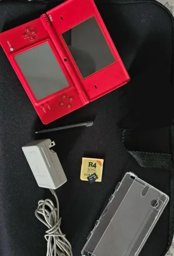 Nintendo DSi Vermelho com R4