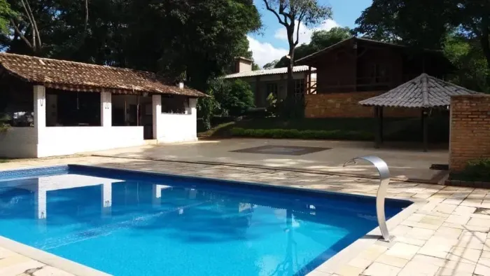 Fazenda/Sítio/Chácara para venda com 5000 metros quadrados com 4 quartos