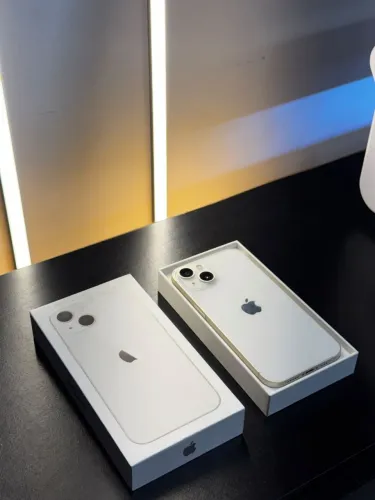 iPhone 13 Apple 128GB Branco (Cor Estelar) - Impecável e Alta Performance