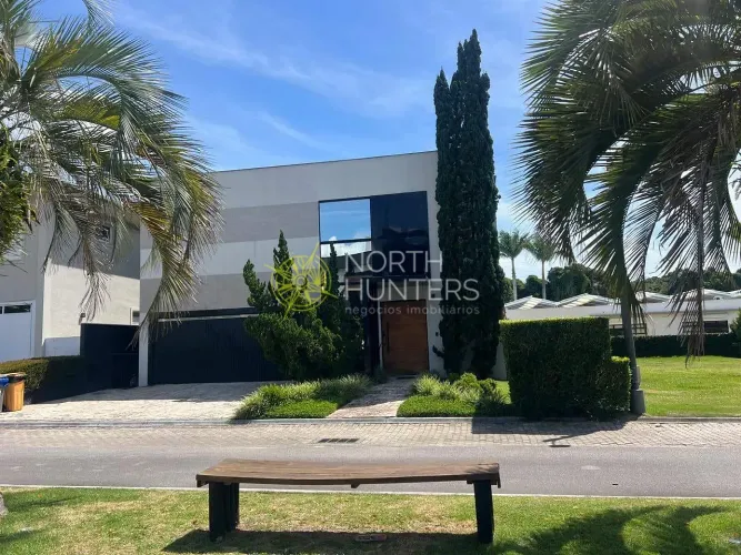 Linda Casa,com 500 m² - para venda ou locação anual, em condominio- Jurerê - Florianópolis
