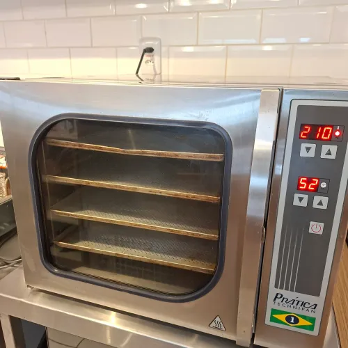 Forno Digital de Convecção Prática