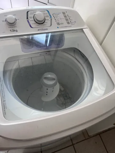 Vendo maquina 13kg - R$ 1.350,00