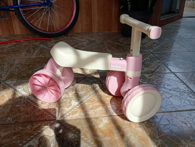 Bicicleta de equilíbrio 