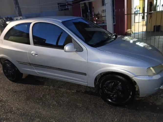 Chevrolet Celta 1.0/super/n.piq.1.0 MPFI VHC 8V 3P 2001