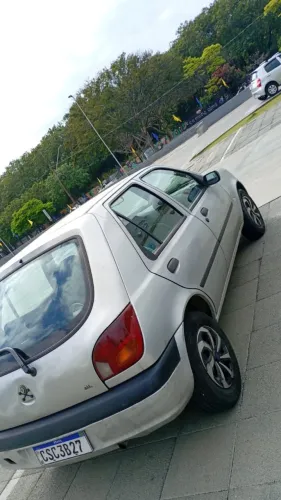 Ford Fiesta GL 1.0 3P 2000