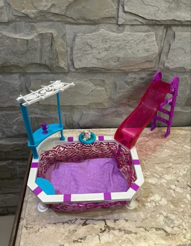 piscina barbie