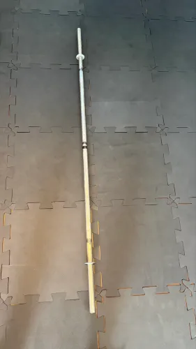 Barra maciça de musculação 1,80m + presilhas