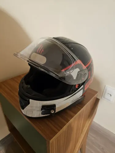 Capacete MT Thunder 4