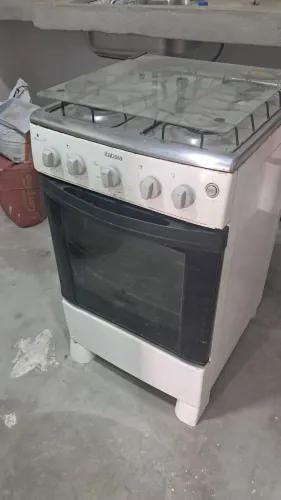 Fogão 4 bocas 