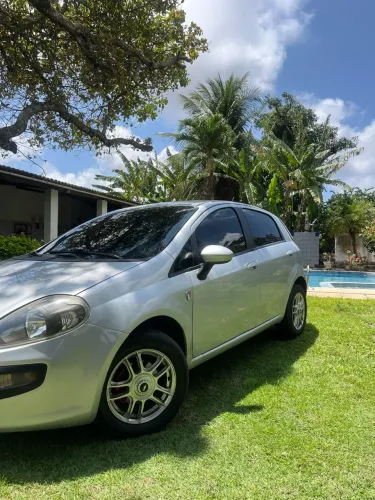 Fiat Punto Attractive 1.4 Fire Flex 8V 5P 2013