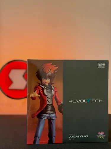 Disponível para reserva, Action Figure Jaden Yuki Revoltech - YuGiOh GX