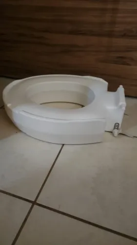 Assento elevado vaso sanitário