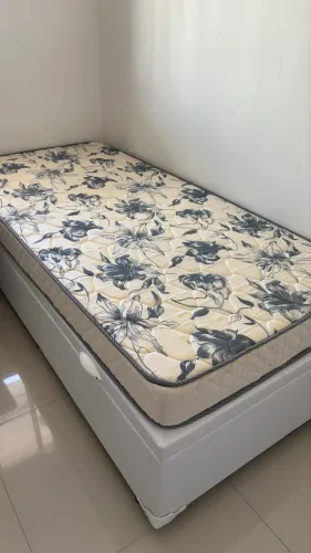 Cama box solteiro com colchão 