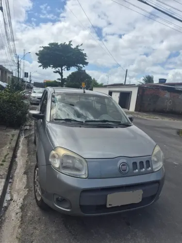 Fiat Uno Vivace Celeb. 1.0 EVO F.flex 8V 5P 2013