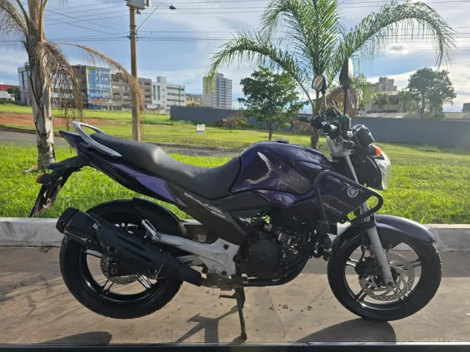 Fazer 250 Super conservada - Doc em dia