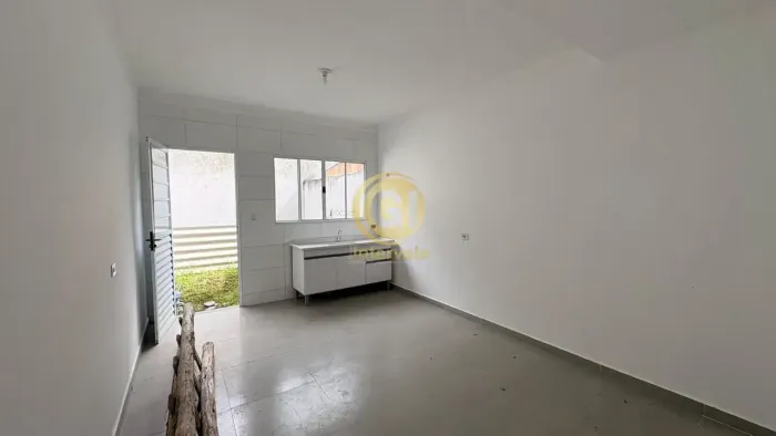Casa para aluguel tem 70 metros quadrados no Loteamento Vila Romana - Jacareí - SP