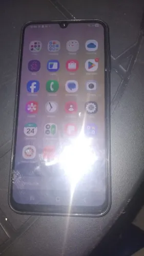 Vendo um Samsung A25 5G sem nenhum zap * arranhão