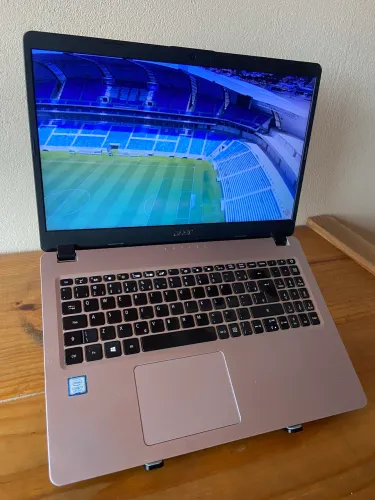 Notebook Acer i7 8ª Geração / UHD Graphics / 16GB RAM / 250SSD + 1 TB HDD / Tela 15.6?