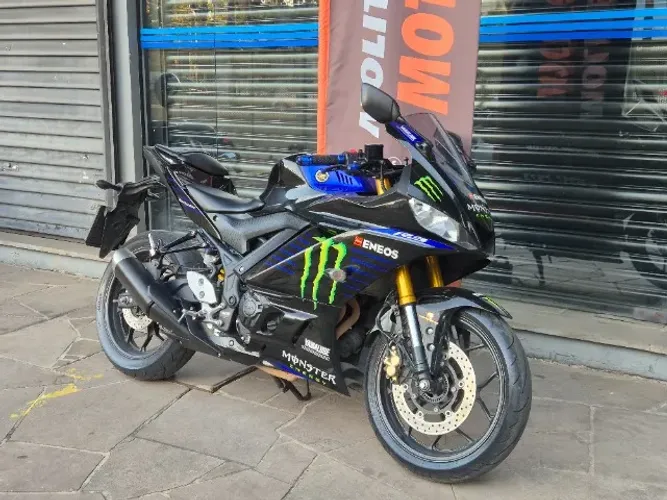 Yamaha YZF R3 Monster