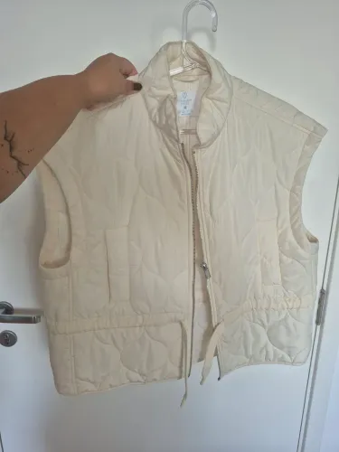 Colete puffer off white
