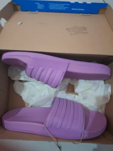 Chinelo Adidas adilette comfort rosa