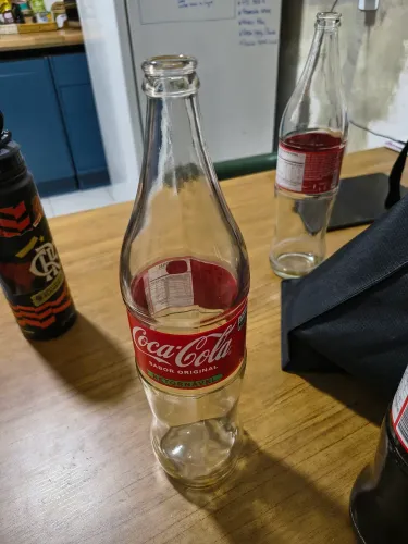 Casco - coca cola 1L RETORNÁVEL - VIDRO