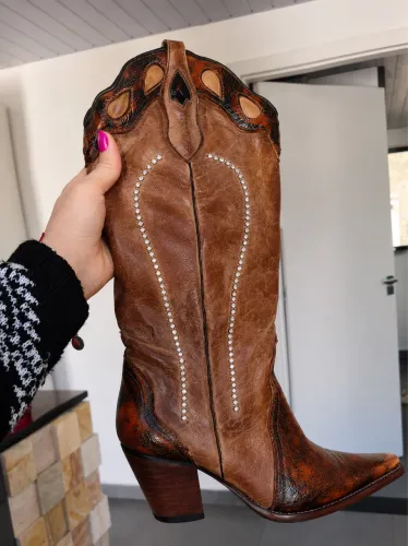 Bota country bico fino Tucson