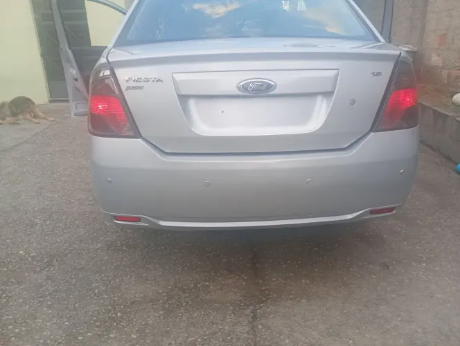 Ford Fiesta Sed. 1.6 8V Flex 4P 2013