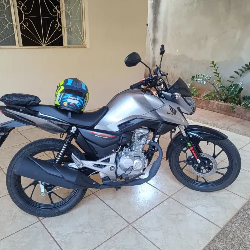 Moto Fan 160 praticamente zero