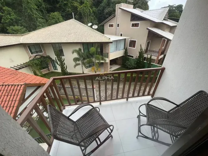 ASA DUPLEX MOBILIADA À VENDA  ESQUINA PRIVILEGIADA NO EUSÉBIO