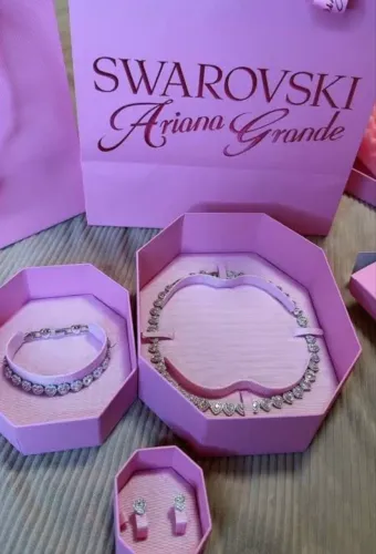 swarovski ariana grande