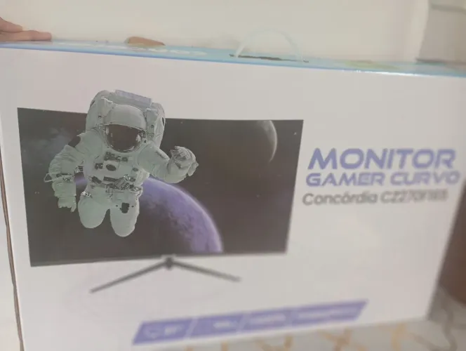 Vendo monitor de computador 