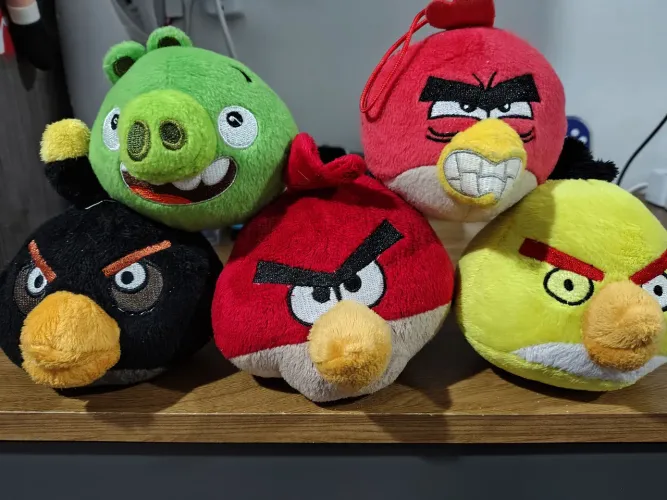 Pelúcias Angry birds Rovio 30 cada