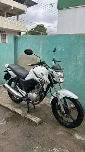 Titan 150
