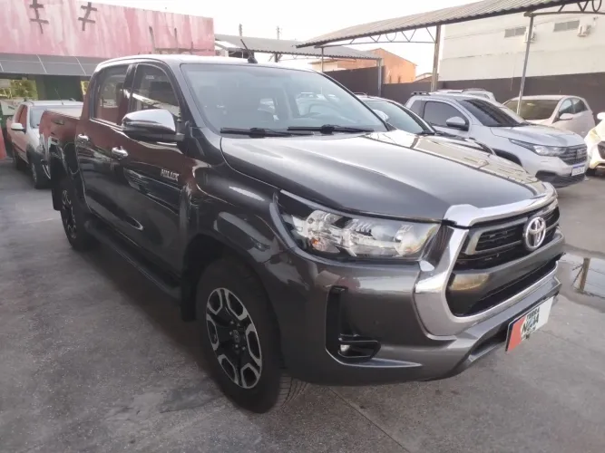 Toyota Hilux CD SRV 4X4 2.8 TDI Diesel Aut. 2022
