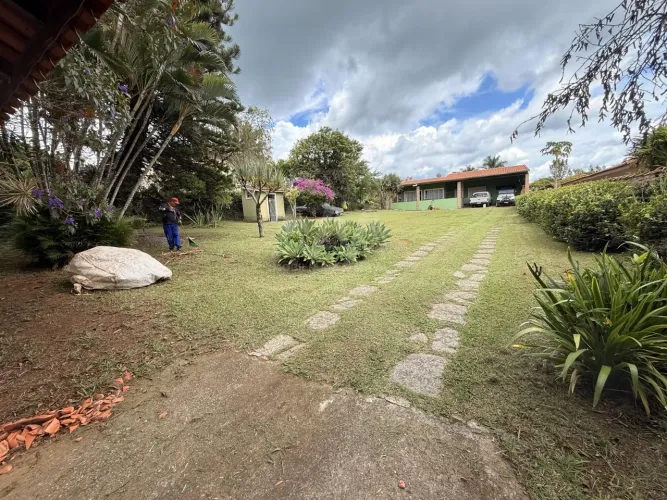 Chácara para Venda em Araçoiaba da Serra, Centro, 3 dormitórios, 1 suíte, 3 banheiros, 10