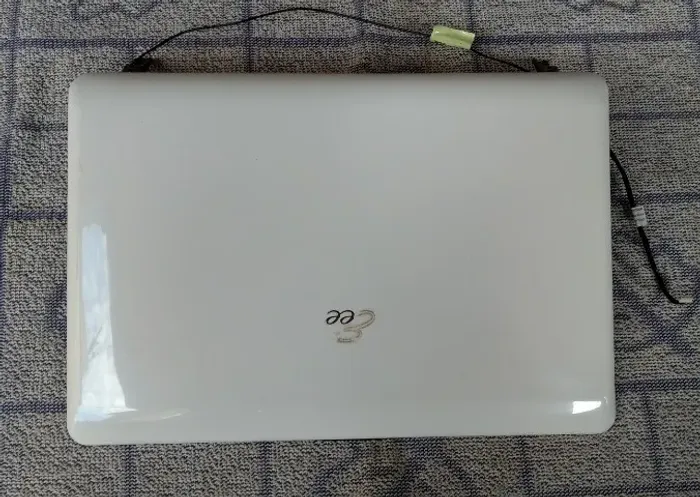Tela original retirada net book Asus EEE PC1005HA