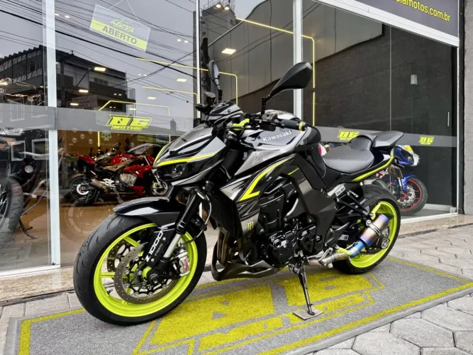 KAWASAKI Z 1000