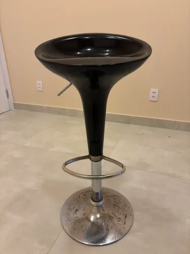 BANQUETA ALTA TULIPA AJUSTÁVEL