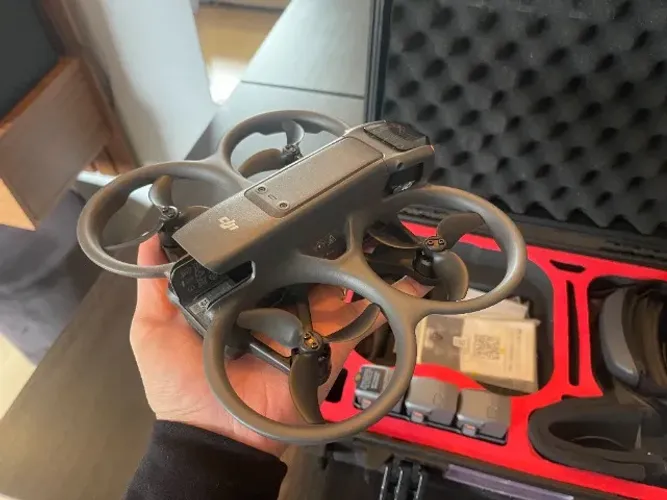 Drone DJI Avata 2 FPV 4K + Goggles + Motion Controller | Experiência Imersiva | Semi/novo
