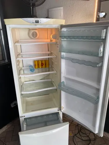 Brastemp Clean All Refrigerator